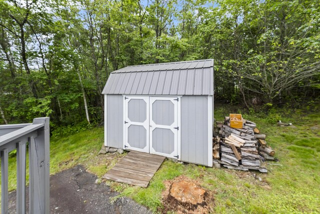 30 Sandalwood Cir, Kittery, ME 03904 - photo 36