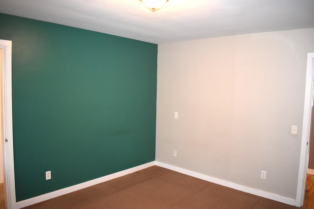 25 Ariel St, Lincoln, ME 04457 - empty room featuring baseboards