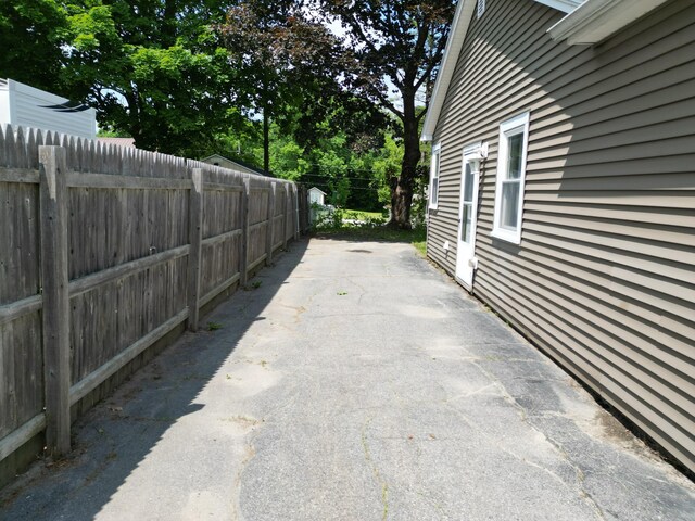 25 Ariel St, Lincoln, ME 04457 - view of patio / terrace