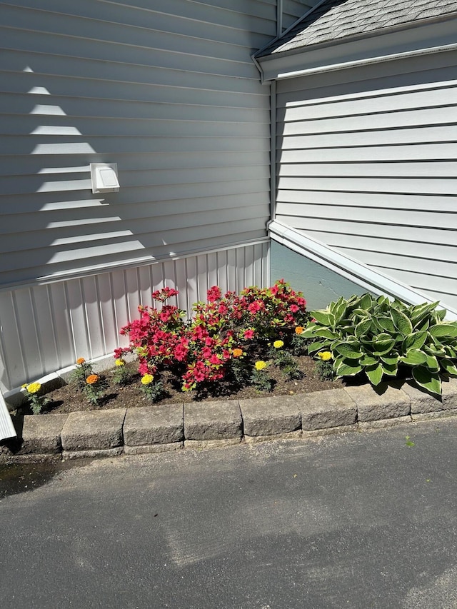 25 Harding St, Biddeford, ME 04005 - exterior view