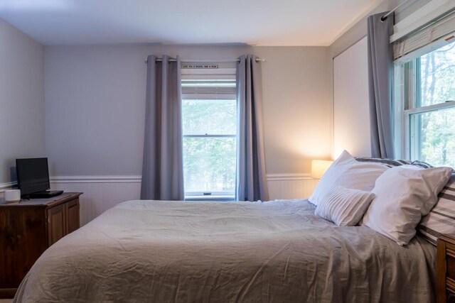 9 Kennebec Cir, Bath, ME 04530 - bedroom featuring a wainscoted wall