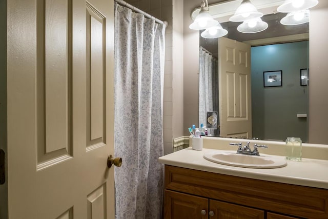 9 Kennebec Cir, Bath, ME 04530 - full bathroom with vanity