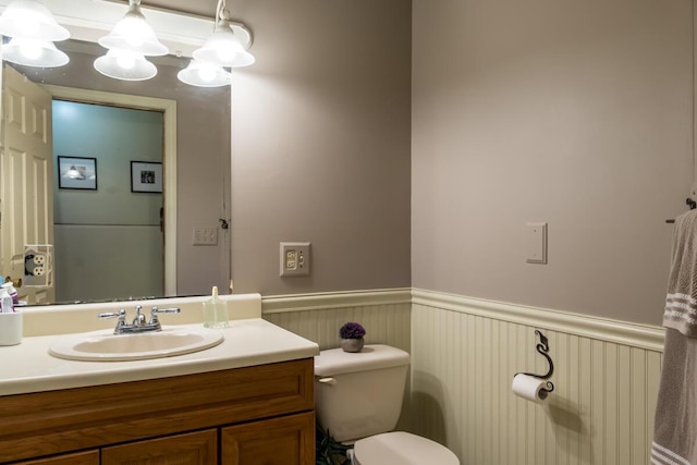 9 Kennebec Cir, Bath, ME 04530 - bathroom with wainscoting and vanity