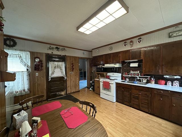 193 Hodgdon Mills Rd, Hodgdon, ME 04730 - photo 7