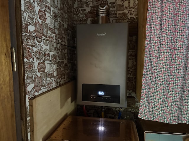 23 Webber Is, Sebec, ME 04481 - detailed view of water heater