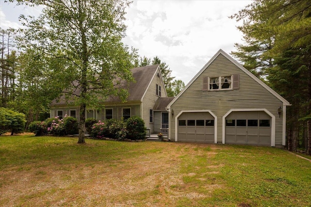 418 Buzzell Hill Rd, Hope, ME 04847 - view of front of house with a front lawn