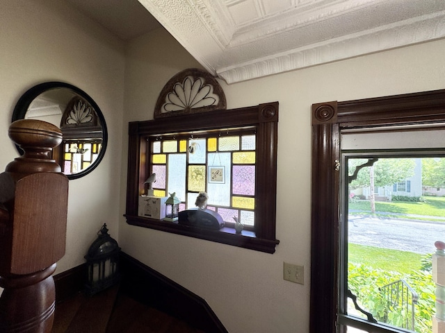 164 Lancey St, Pittsfield, ME 04967 - detailed view of crown molding and baseboards