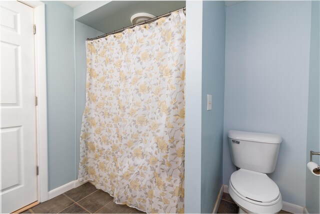 3 Dion St, Lewiston, ME 04240 - full bath with tile patterned floors and a shower with curtain