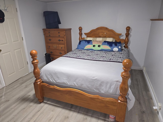 7 Lorraine Ave, Lewiston, ME 04240 - bedroom featuring wood finished floors and baseboards
