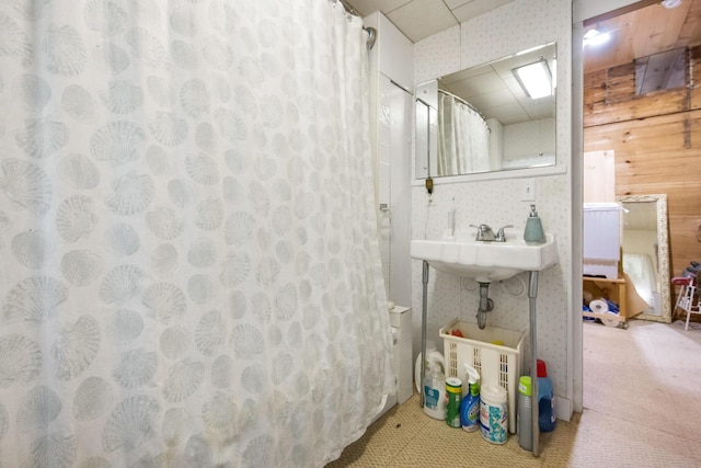 19 Davis Ln, Burnham, ME 04922 - full bathroom featuring a shower with curtain and wallpapered walls