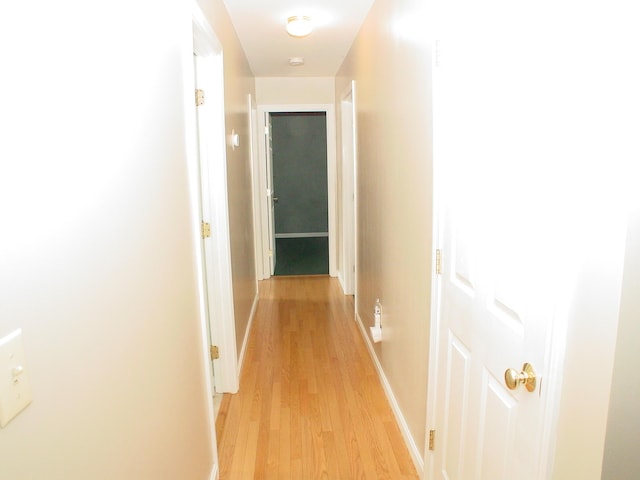 976 Essex St, Bangor, ME 04401 - hallway featuring light wood finished floors and baseboards
