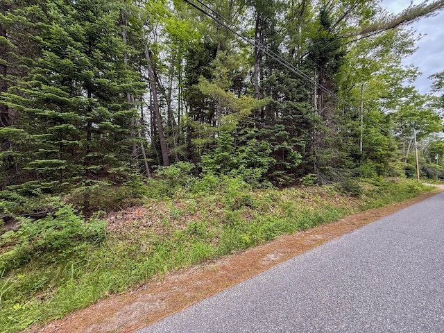 1 Pender Dr, Brunswick, ME 04011