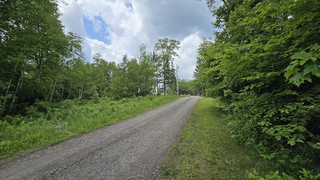 1 Pender Dr, Brunswick, ME 04011