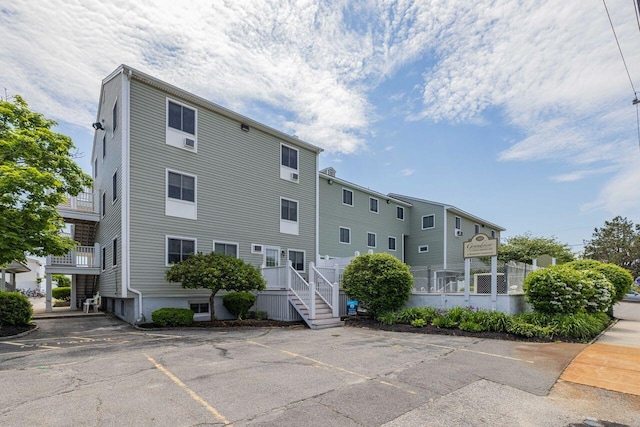 189 E Grand Ave Unit 104, Old Orchard Beach, ME 04064