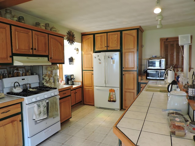 389 Oxbow Rd, Cornville, ME 04976 - photo 9