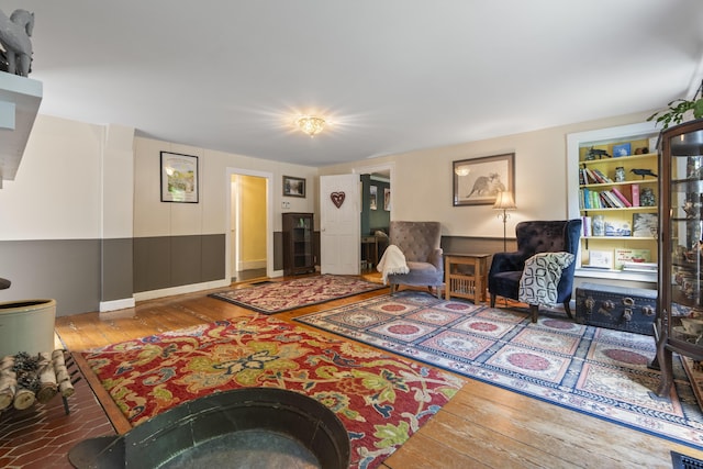 1548 Main St, Readfield, ME 04355 - living room featuring hardwood / wood-style flooring