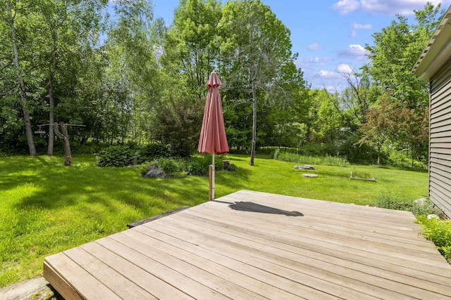 1548 Main St, Readfield, ME 04355 - deck with a yard
