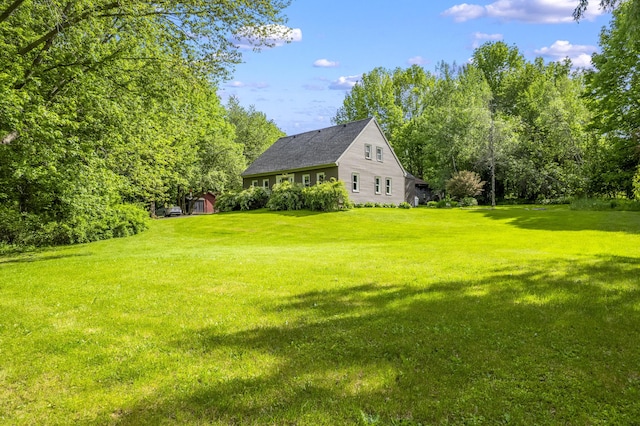 1548 Main St, Readfield, ME 04355 - view of grassy yard featuring a storage shed