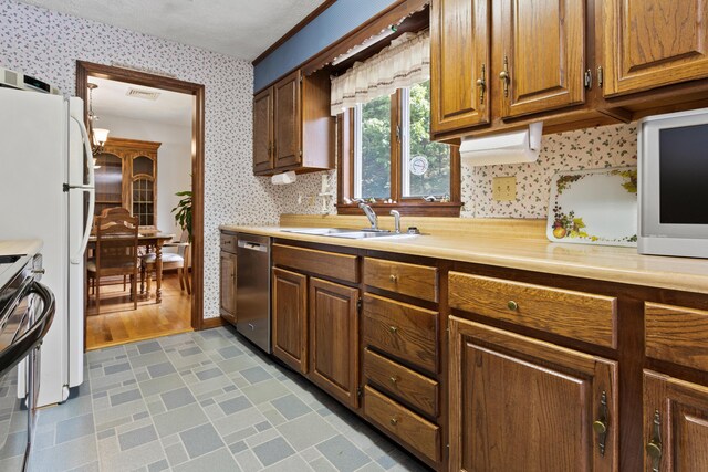 224 Sunderland Dr, Auburn, ME 04210 - photo 10