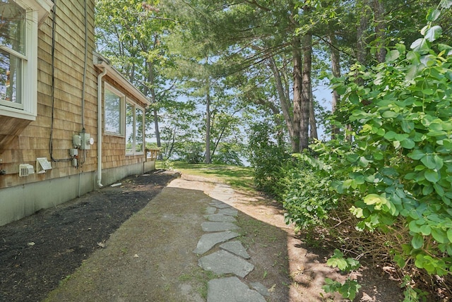 3 Tidewater Cv, Falmouth, ME 04105 - view of yard
