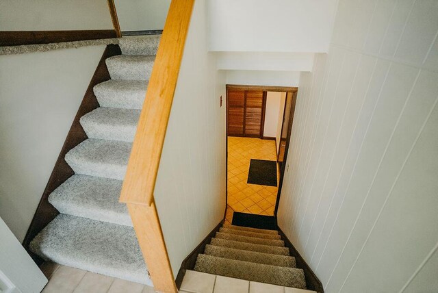 41 Curtis Ln, Milford, ME 04461 - view of stairway