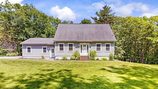 31 Pond Ridge Dr, Lewiston, ME 04240 - new england style home featuring a front lawn