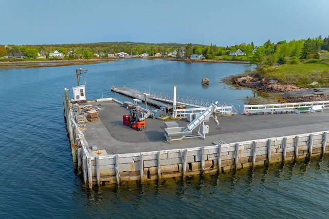 88 Sargent St, Winter Harbor, ME 04693 - photo 9