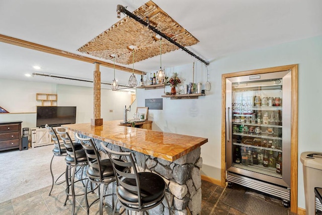 19 Fox Run Rd, Gray, ME 04039 - indoor wet bar featuring pendant lighting and beverage cooler