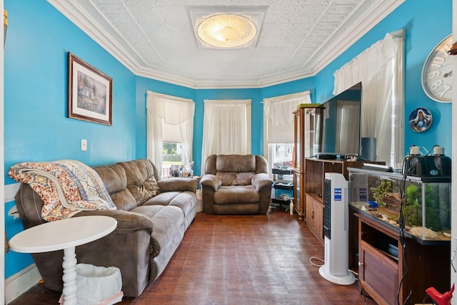 93 Chapel St, South Portland, ME 04106 - living room featuring an ornate ceiling and crown molding