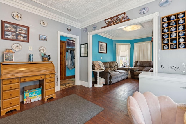 93 Chapel St, South Portland, ME 04106 - living room with wood finished floors, an ornate ceiling, and ornamental molding