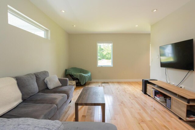 189 Middle St, Farmington, ME 04938 - photo 6
