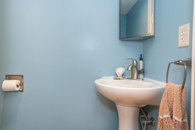 189 Middle St, Farmington, ME 04938 - photo 19