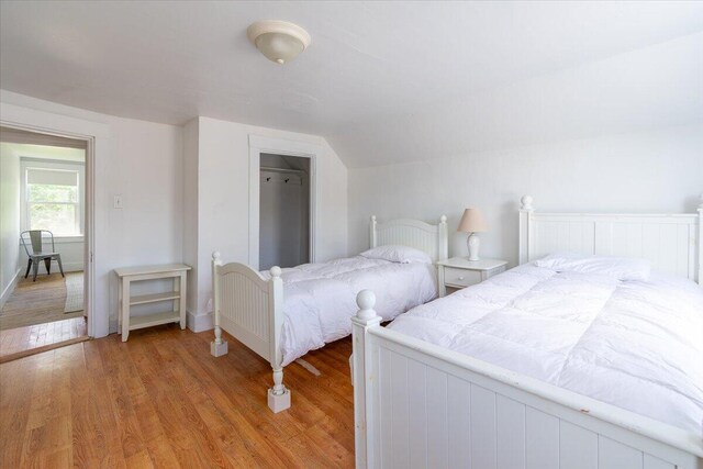 3 Salt Pond Rd, Friendship, ME 04547 - bedroom featuring light wood finished floors and lofted ceiling