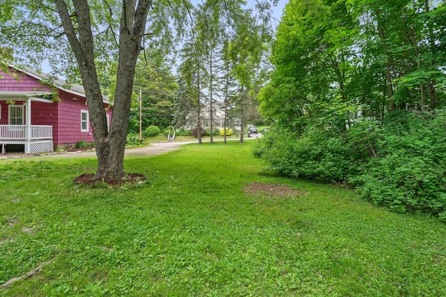 25 Foch St, Lewiston, ME 04240 - view of grassy yard