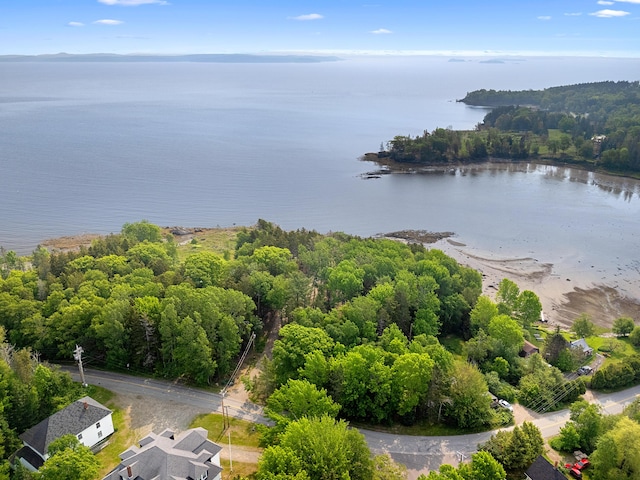 389 Main Rd, Islesboro, ME 04848