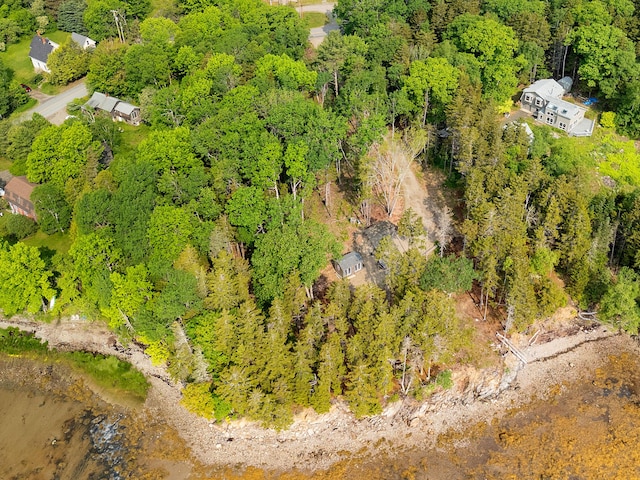 389 Main Rd, Islesboro, ME 04848