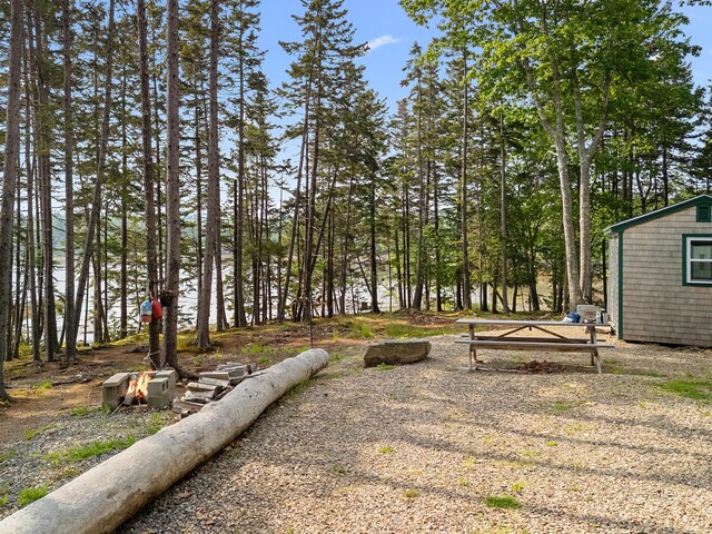 389 Main Rd, Islesboro, ME 04848