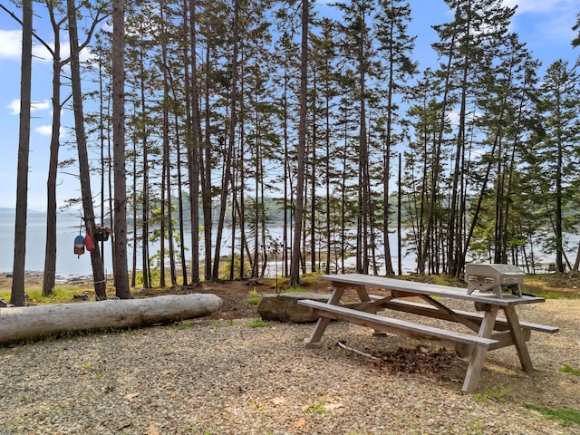 389 Main Rd, Islesboro, ME 04848
