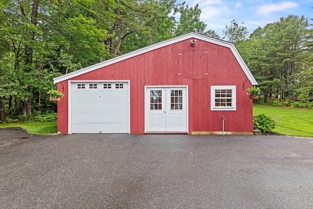 526 E Main St, Yarmouth, ME 04096 - view of detached garage