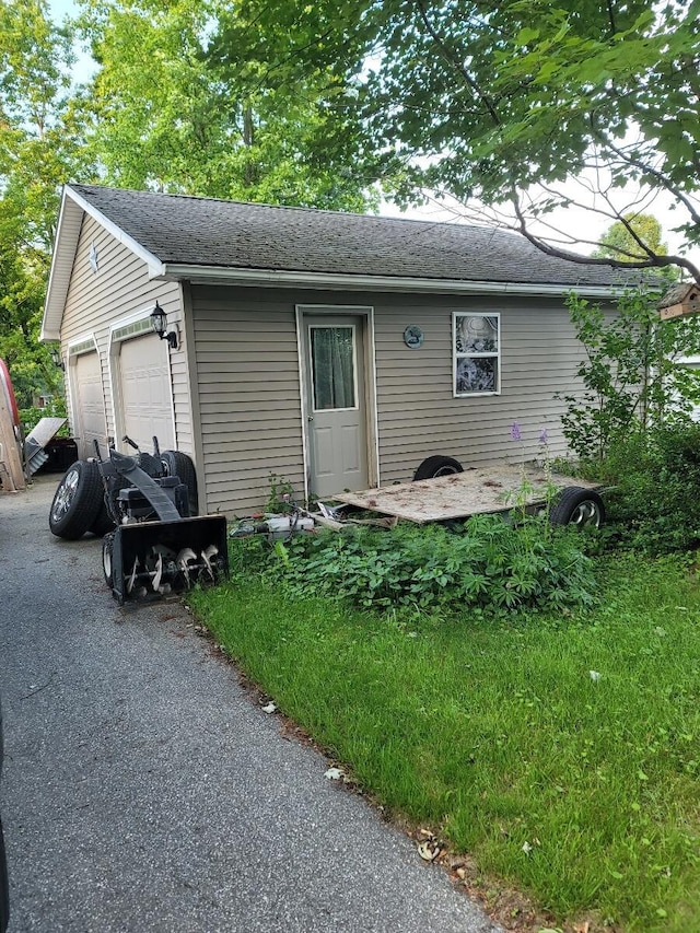 22 Mcnamara St, Lewiston, ME 04240