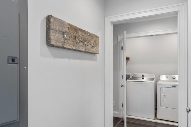 701 Wallston Rd, Saint George, ME 04860 - laundry room with independent washer and dryer and dark wood-style flooring