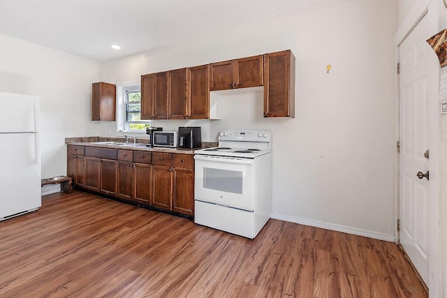7 Maple St, Vassalboro, ME 04989 - photo 4