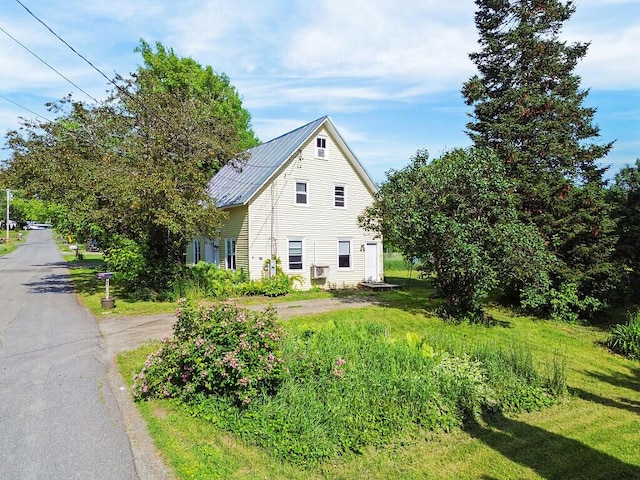 7 Maple St, Vassalboro, ME 04989 - photo 2