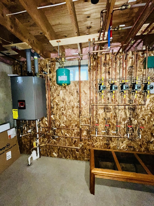 66 Stoney Acres Rd, Pittston, ME 04345 - utility room featuring water heater