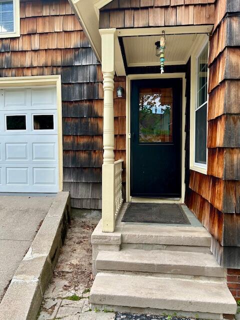 28 Holly St, Auburn, ME 04210 - doorway to property