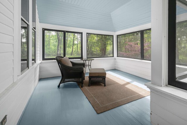 4 Fairbourne Ln, York, ME 03902 - view of sunroom / solarium