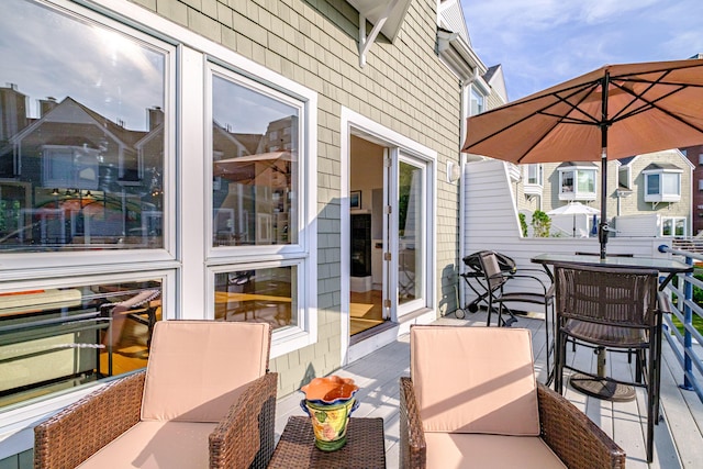 148 Breakwater Dr Unit 17, South Portland, ME 04106 - view of wooden deck