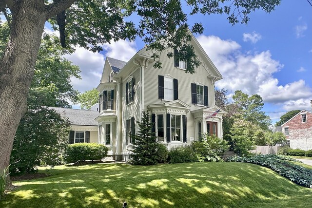 58 Church St, Belfast, ME 04915 - view of front of property