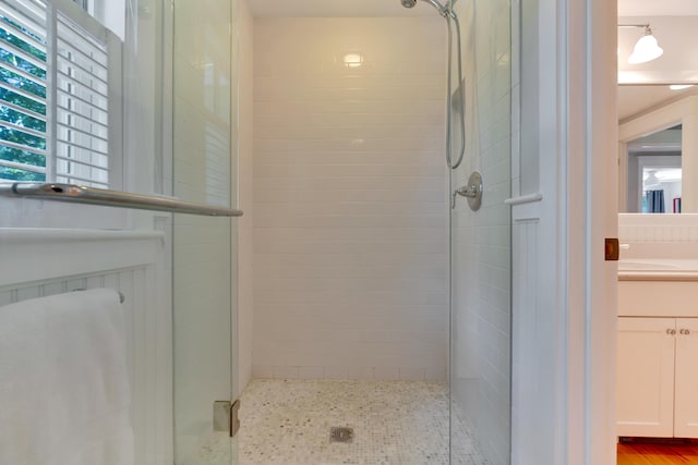 13 Norwood Ln, Kennebunkport, ME 04046 - full bath featuring a stall shower and vanity