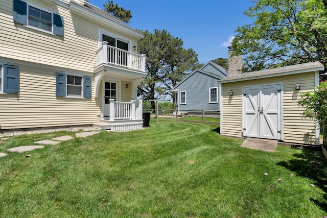 13 Norwood Ln, Kennebunkport, ME 04046 - view of yard with a balcony and a storage shed